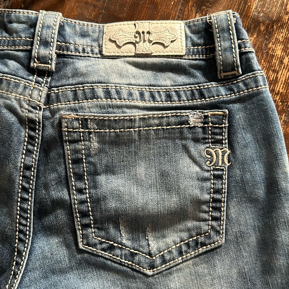 Miss Me Signature Cropped Skinny